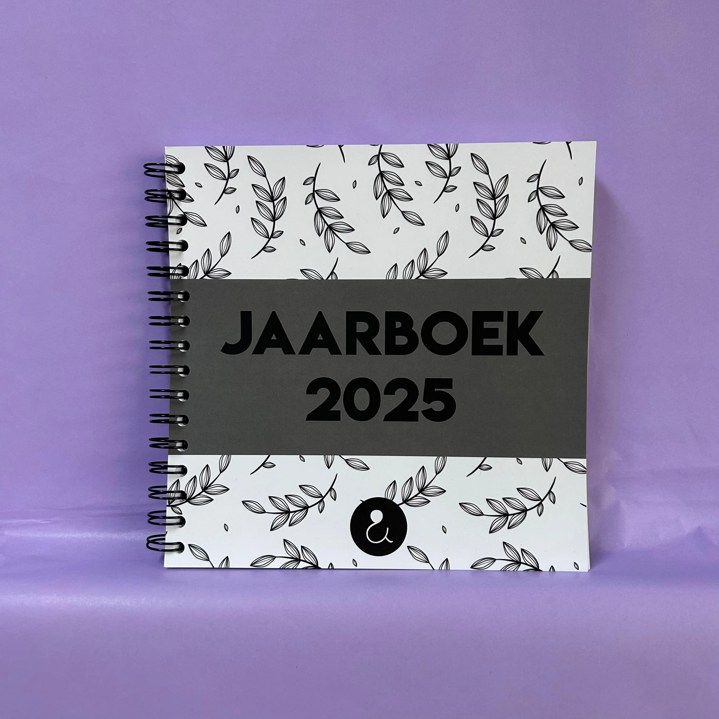 Jaarboek 2025 | BLANCO | Botanical Grijs