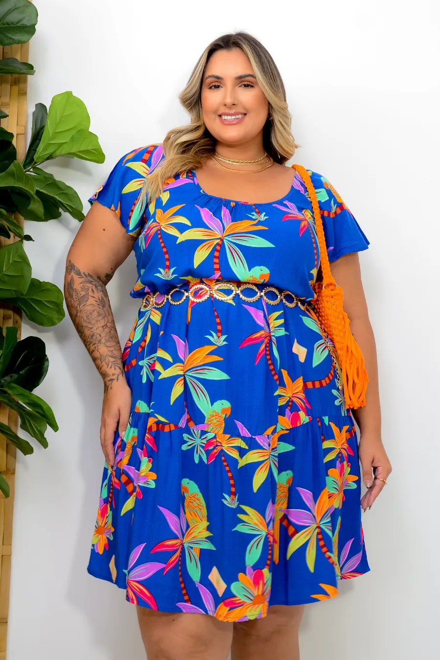 Vestido Curto Plus Size Resort