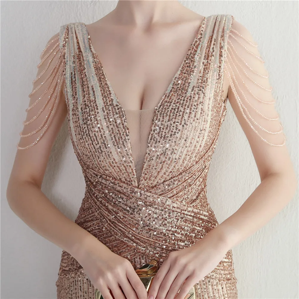 Vestido de Festa Longo Dourado Elegante com Miganças